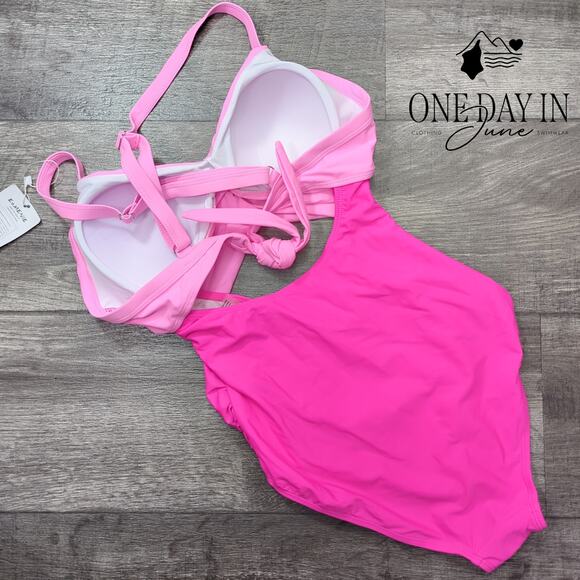 Eomenie Cross Front Cut Out One Piece Swimsuit Size S - Picture 7 of 7